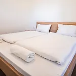 Siocamping Hazak Homes Kemping *