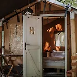 Siocamping Hazak Homes *