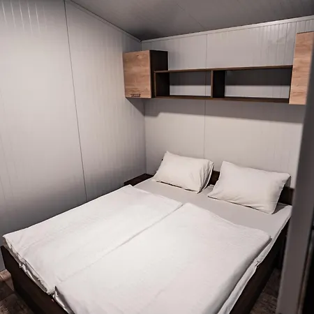 Camping Siocamping Hazak Homes