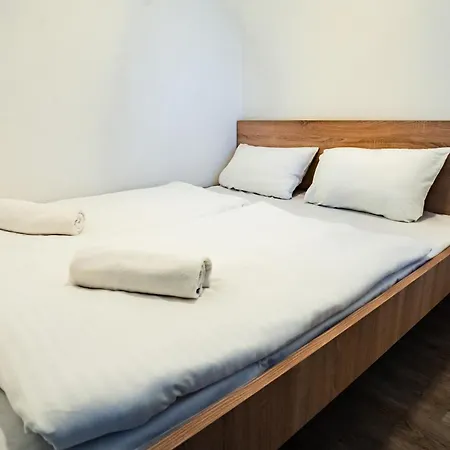 Siocamping Hazak Homes Kamp alanı *