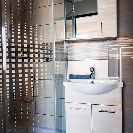 Siocamping Hazak Homes * شيوفوك