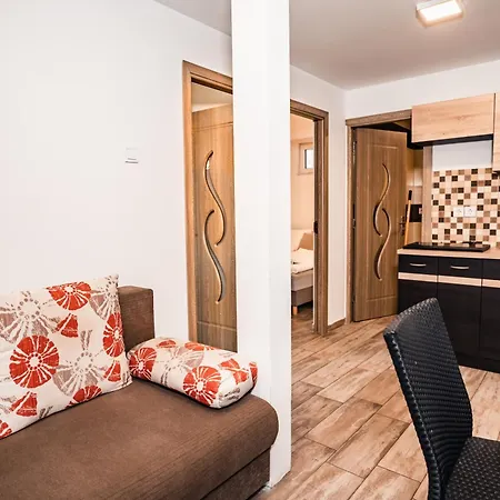 Siocamping Hazak Homes Campingplads