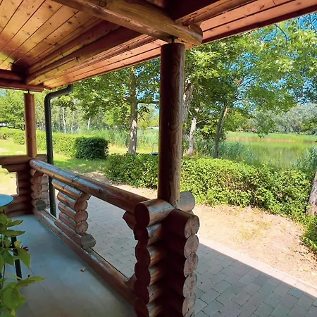 Kamp alanı Siocamping Hazak Homes *